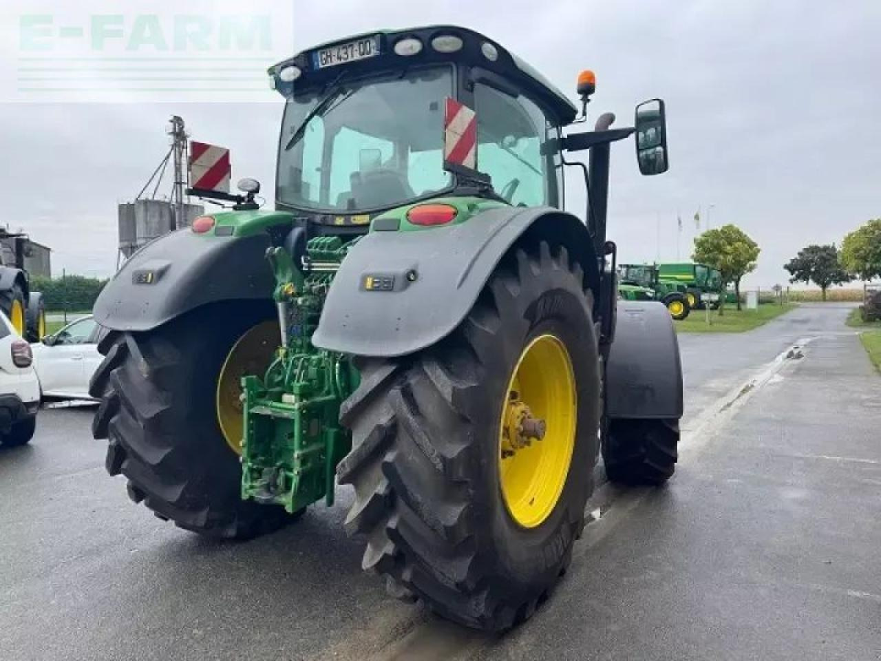 John Deere 6215r - Trator: foto 3 John Deere 6215r - Trator: foto 3