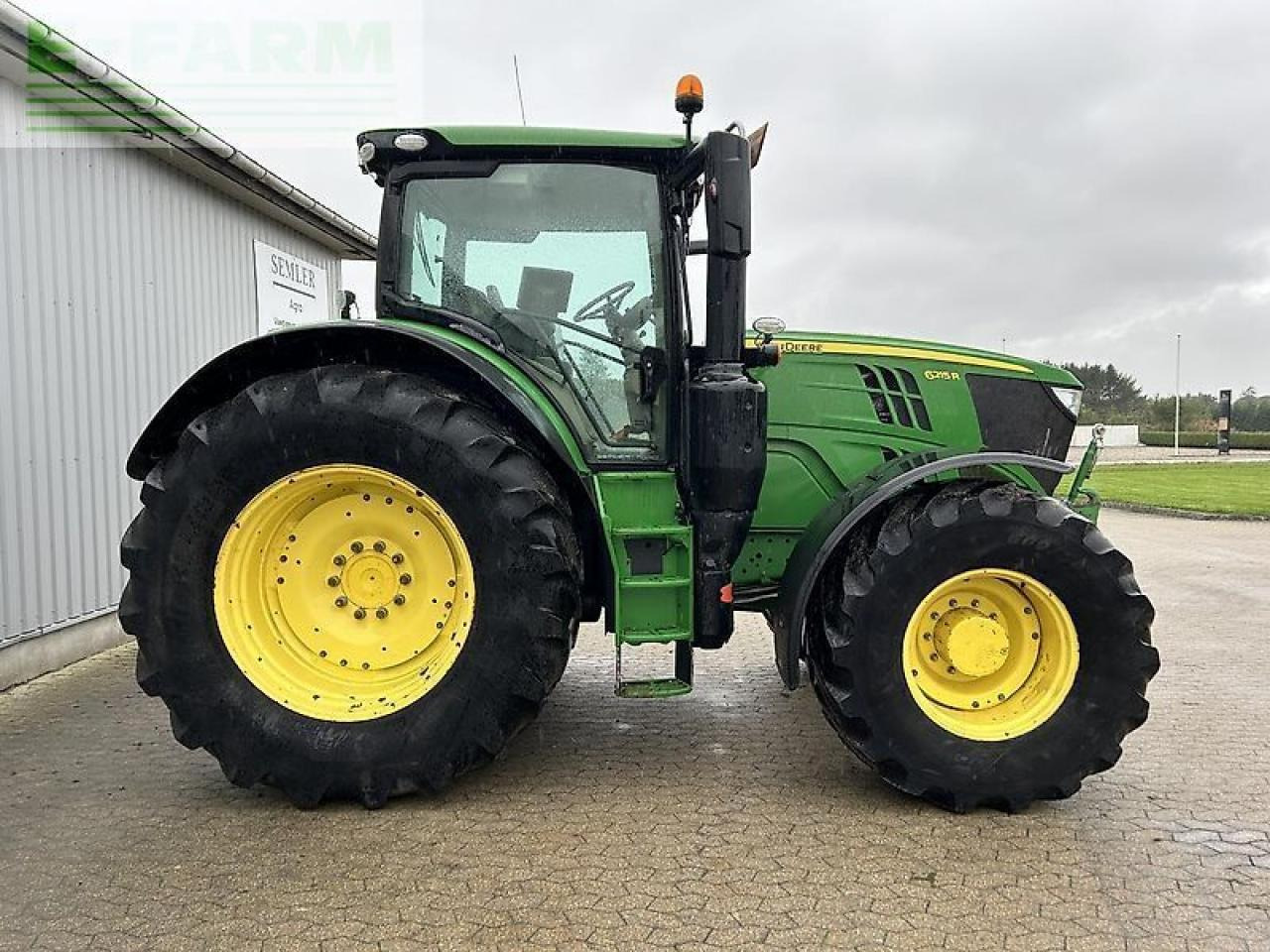 Trator John Deere 6215r: foto 12