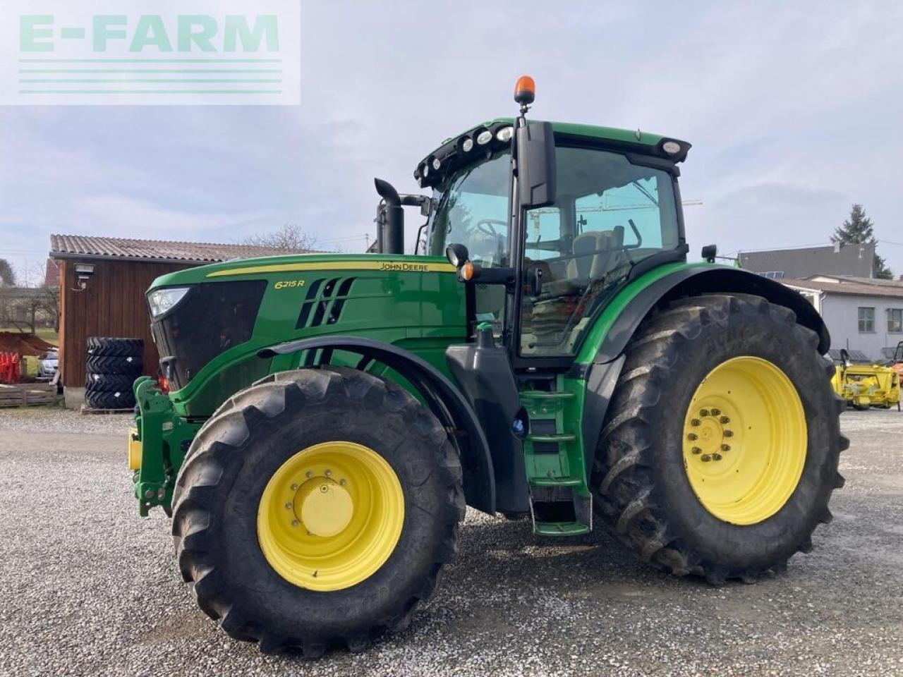 John Deere 6215r - Trator: foto 1 John Deere 6215r - Trator: foto 1