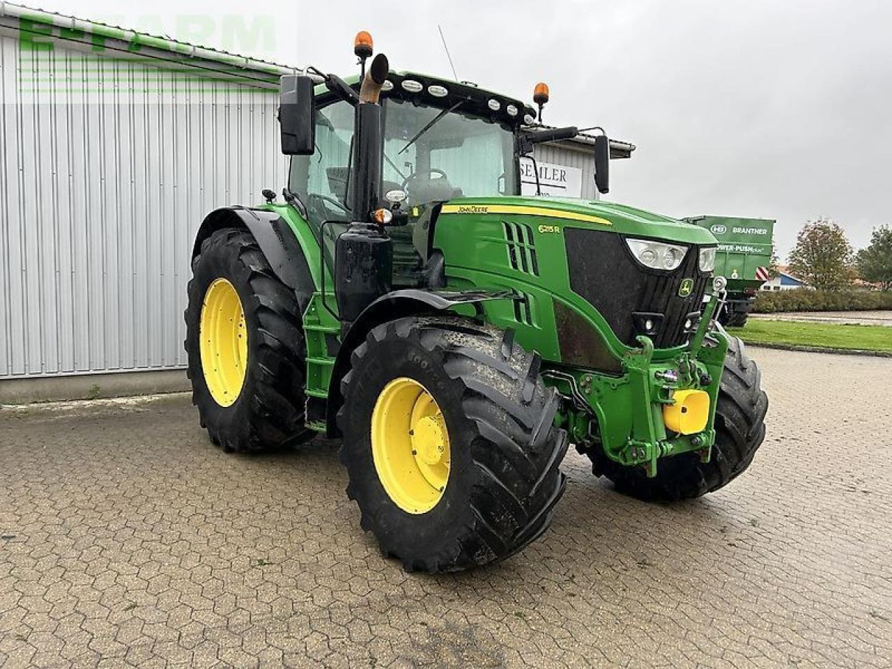 Trator John Deere 6215r: foto 11