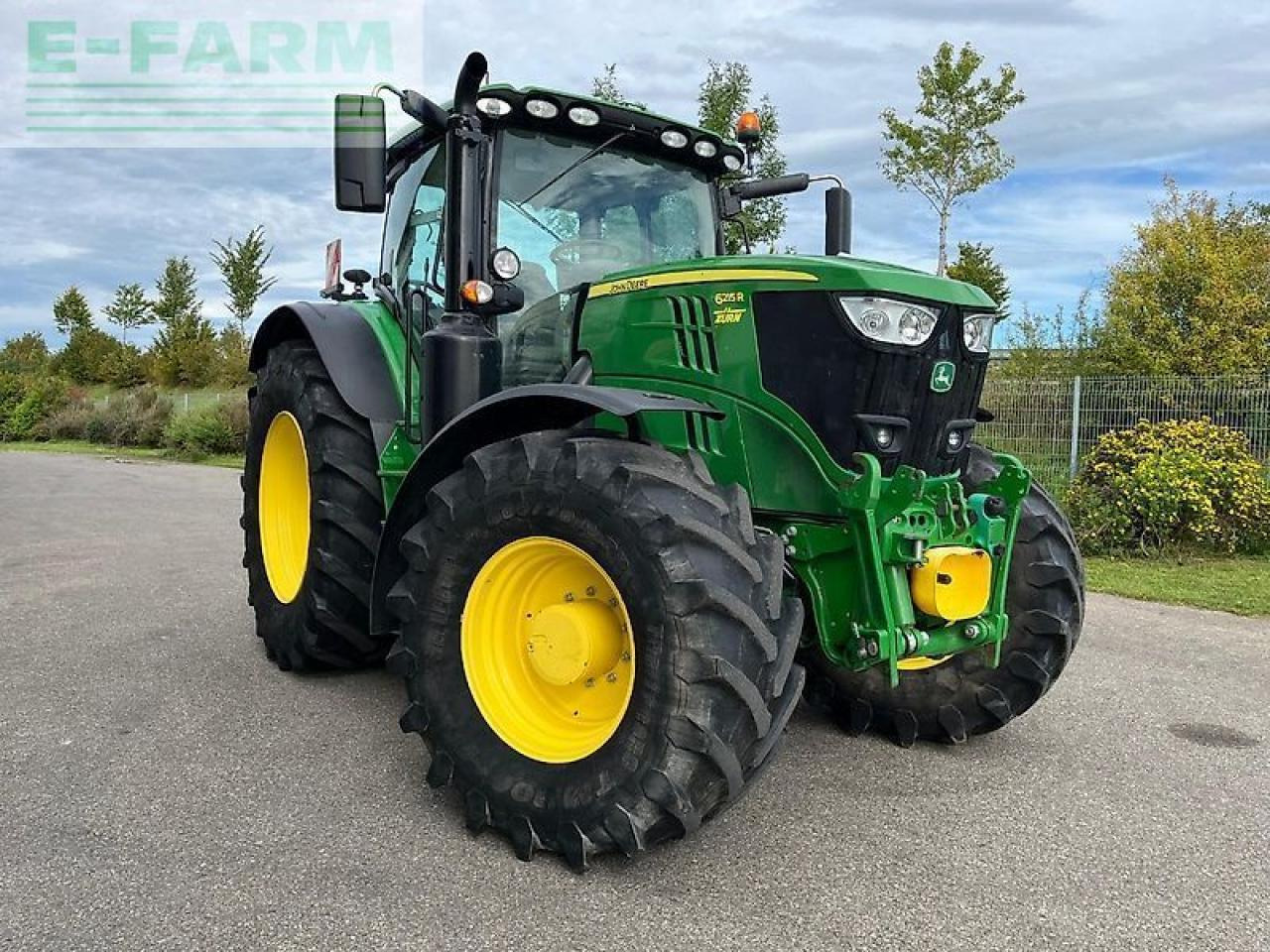 John Deere 6215r - Trator: foto 3 John Deere 6215r - Trator: foto 3