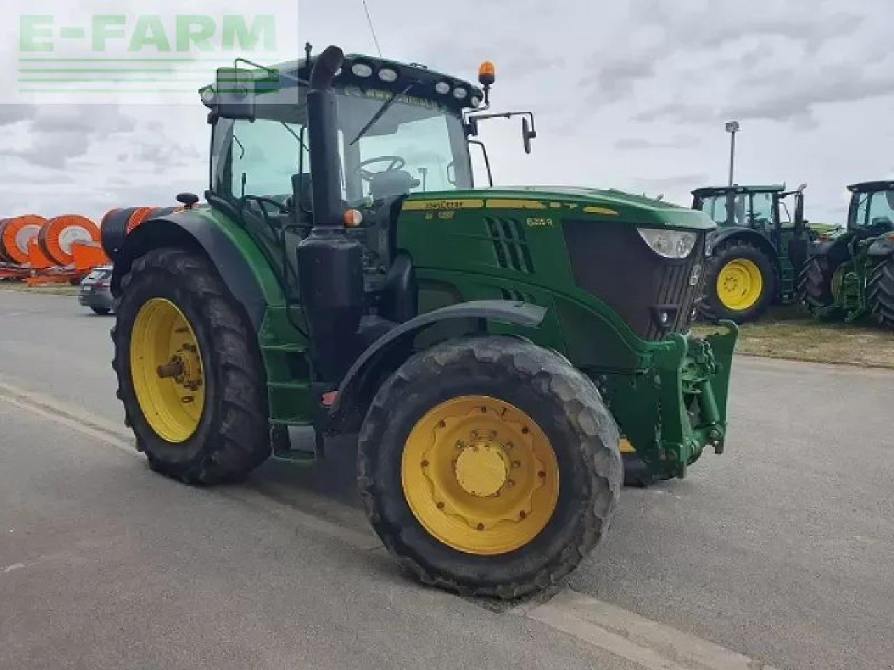 John Deere 6215r - Trator: foto 2 John Deere 6215r - Trator: foto 2