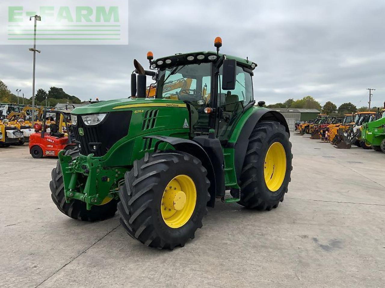 John Deere 6215r tractor (st23985) - Trator: foto 4 John Deere 6215r tractor (st23985) - Trator: foto 4