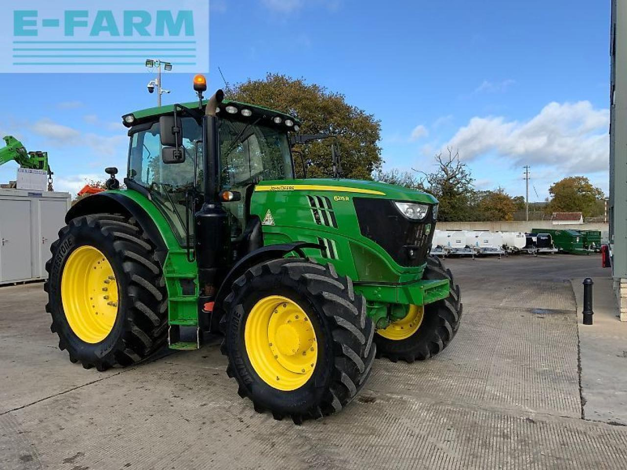John Deere 6215r tractor (st24593) - Trator: foto 2 John Deere 6215r tractor (st24593) - Trator: foto 2