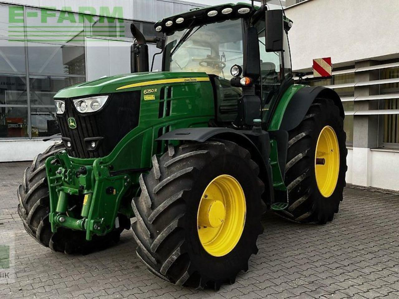 John Deere 6250r - Trator: foto 1 John Deere 6250r - Trator: foto 1