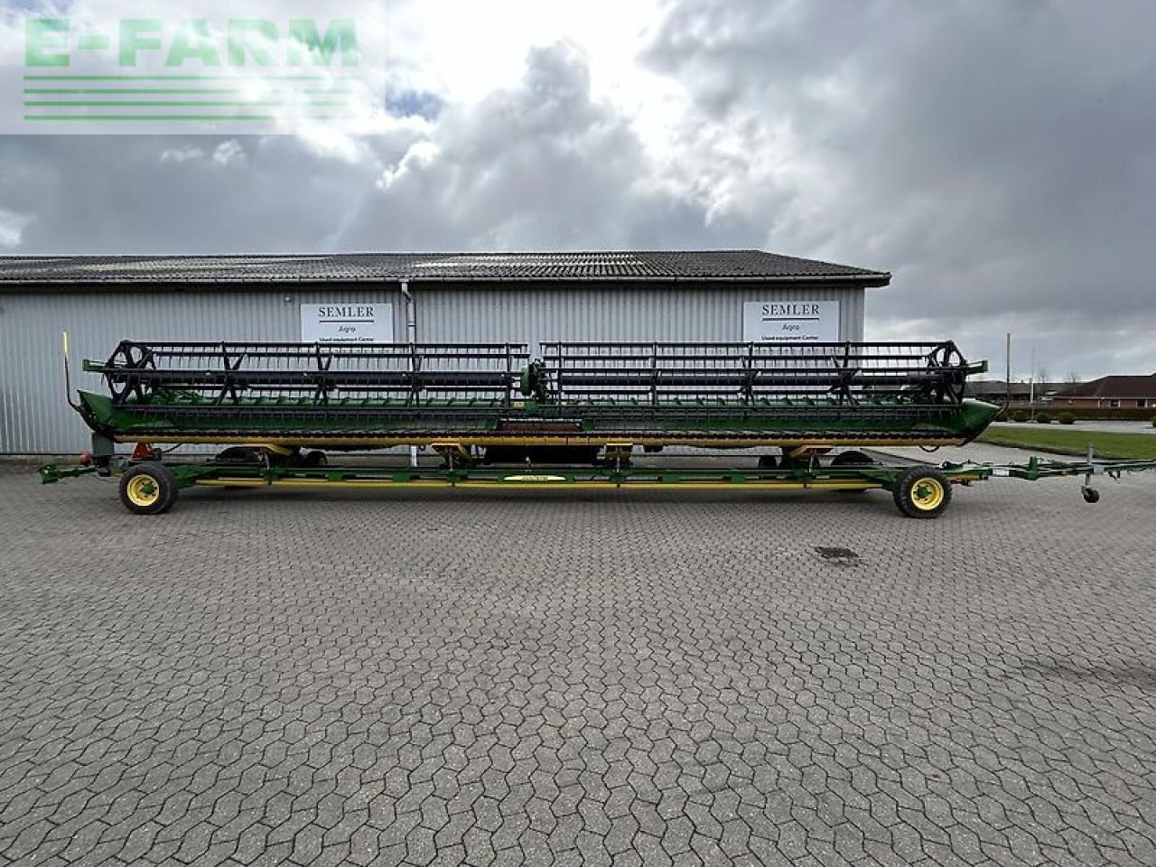 John Deere 640d - Acessórios para Colhedora de forragem: foto 1 John Deere 640d - Acessórios para Colhedora de forragem: foto 1