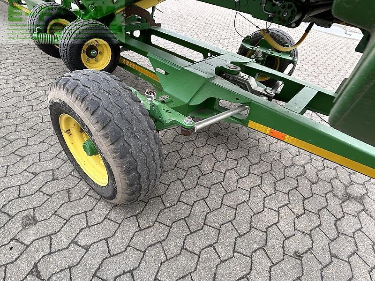 John Deere 640d - Acessórios para Colhedora de forragem: foto 4 John Deere 640d - Acessórios para Colhedora de forragem: foto 4