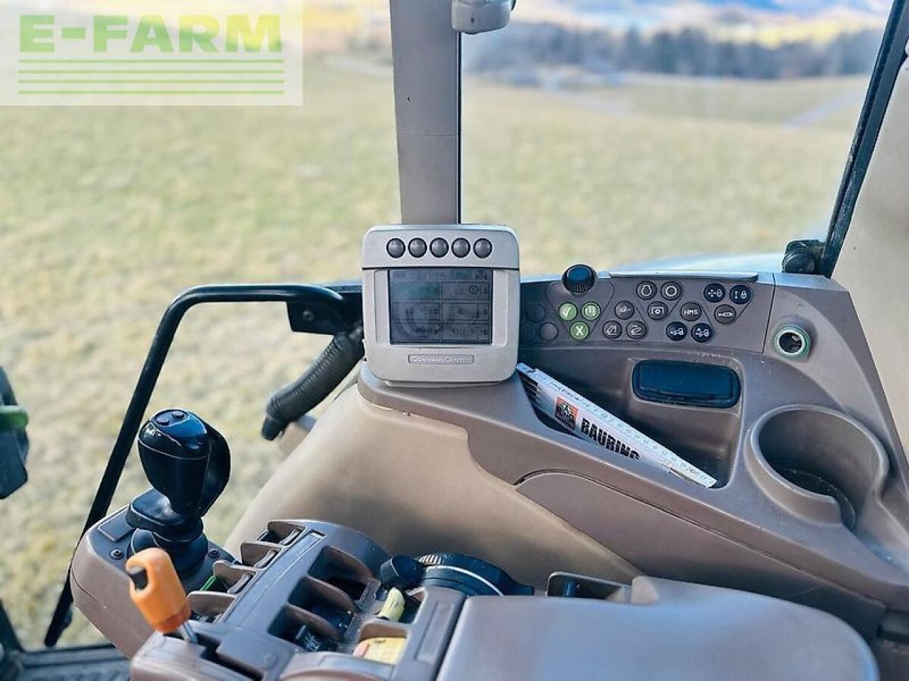 Trator John Deere 6630: foto 15 Trator John Deere 6630: foto 15