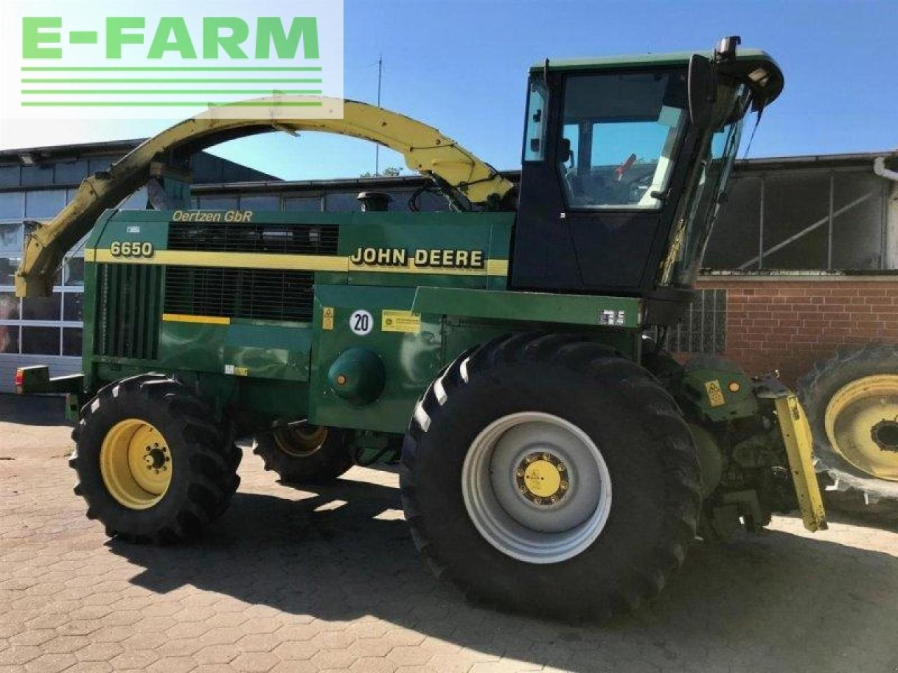 John Deere 6650 - Picadora de forragem automotriz: foto 1 John Deere 6650 - Picadora de forragem automotriz: foto 1