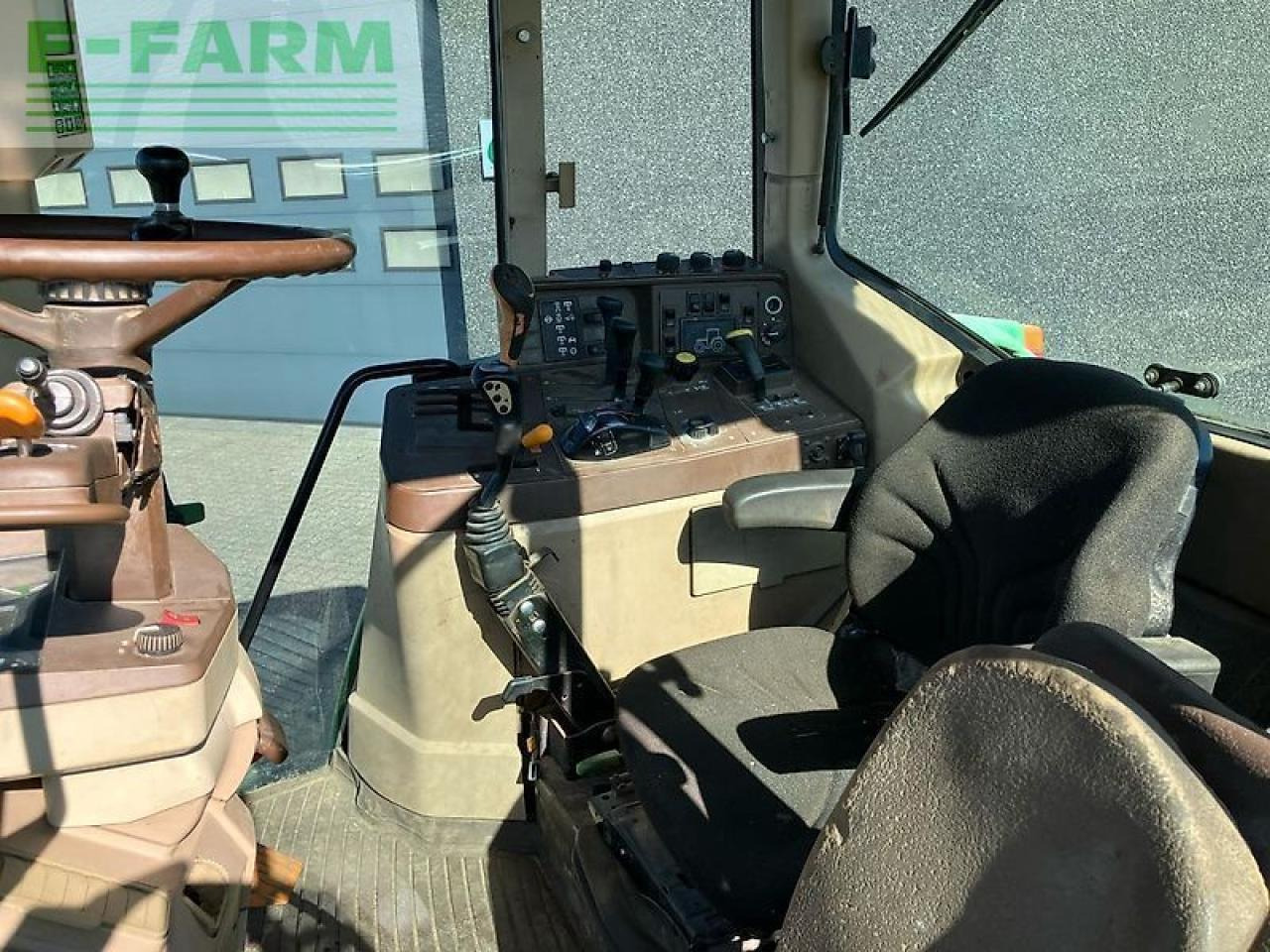 John Deere 6810 - Trator: foto 3 John Deere 6810 - Trator: foto 3