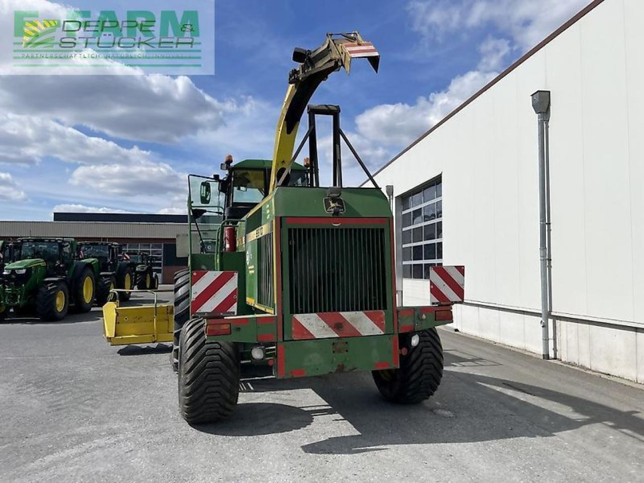 Trator John Deere 6810: foto 13