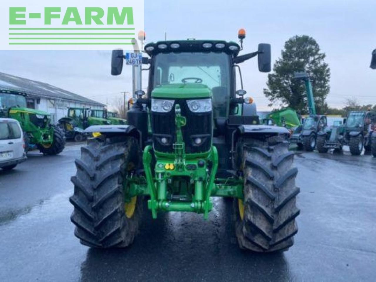 John Deere 6r215 - Trator: foto 2 John Deere 6r215 - Trator: foto 2