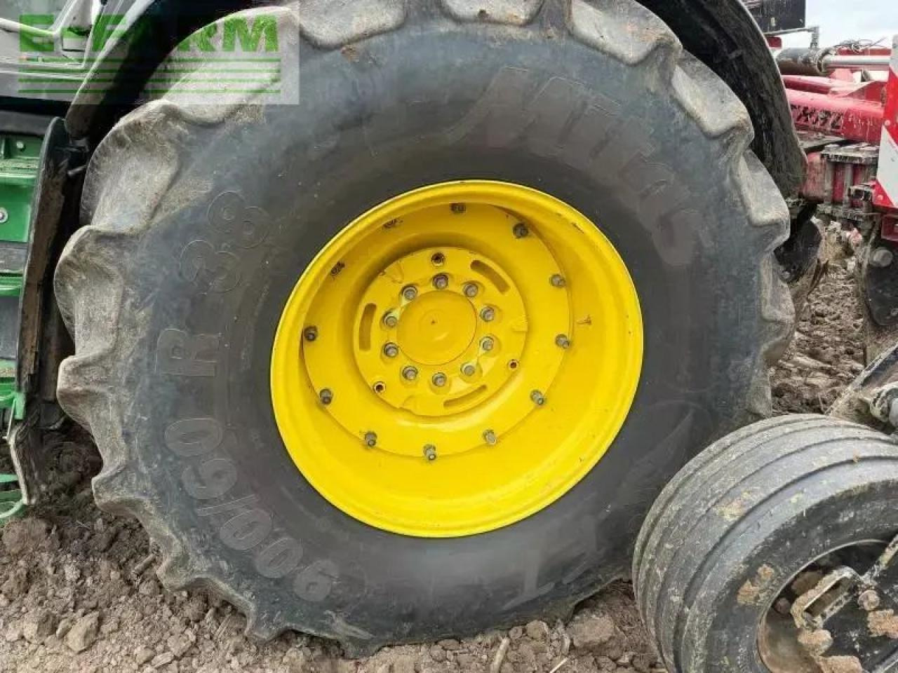 John Deere 6r250 - Trator: foto 5 John Deere 6r250 - Trator: foto 5