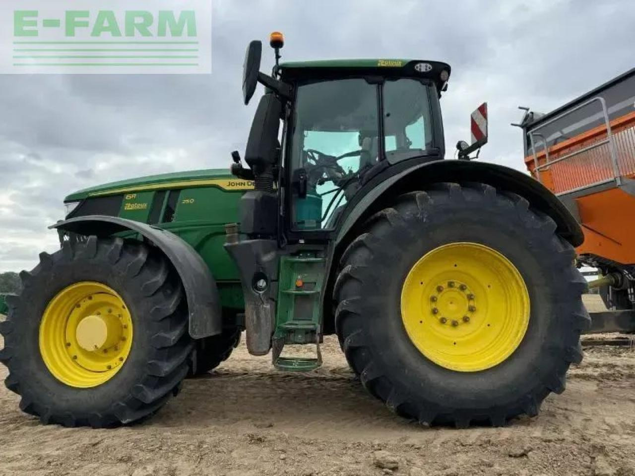 John Deere 6r250 - Trator: foto 1 John Deere 6r250 - Trator: foto 1