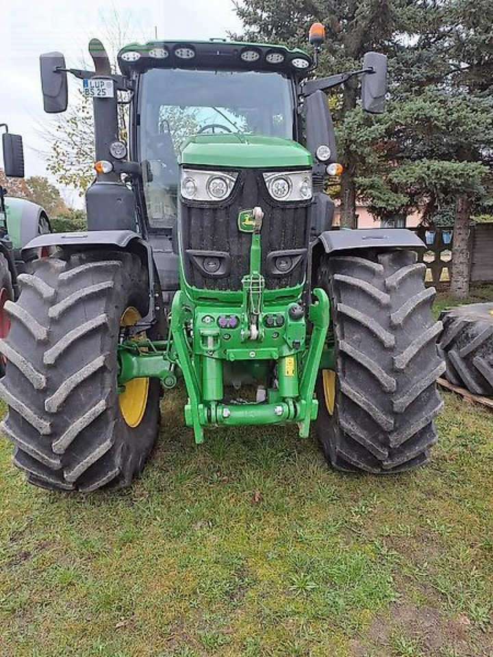John Deere 6r250 - Trator: foto 2 John Deere 6r250 - Trator: foto 2