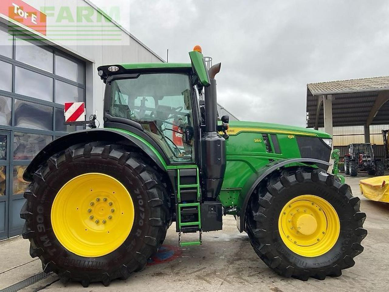 John Deere 6r250 autopowr - Trator: foto 4 John Deere 6r250 autopowr - Trator: foto 4