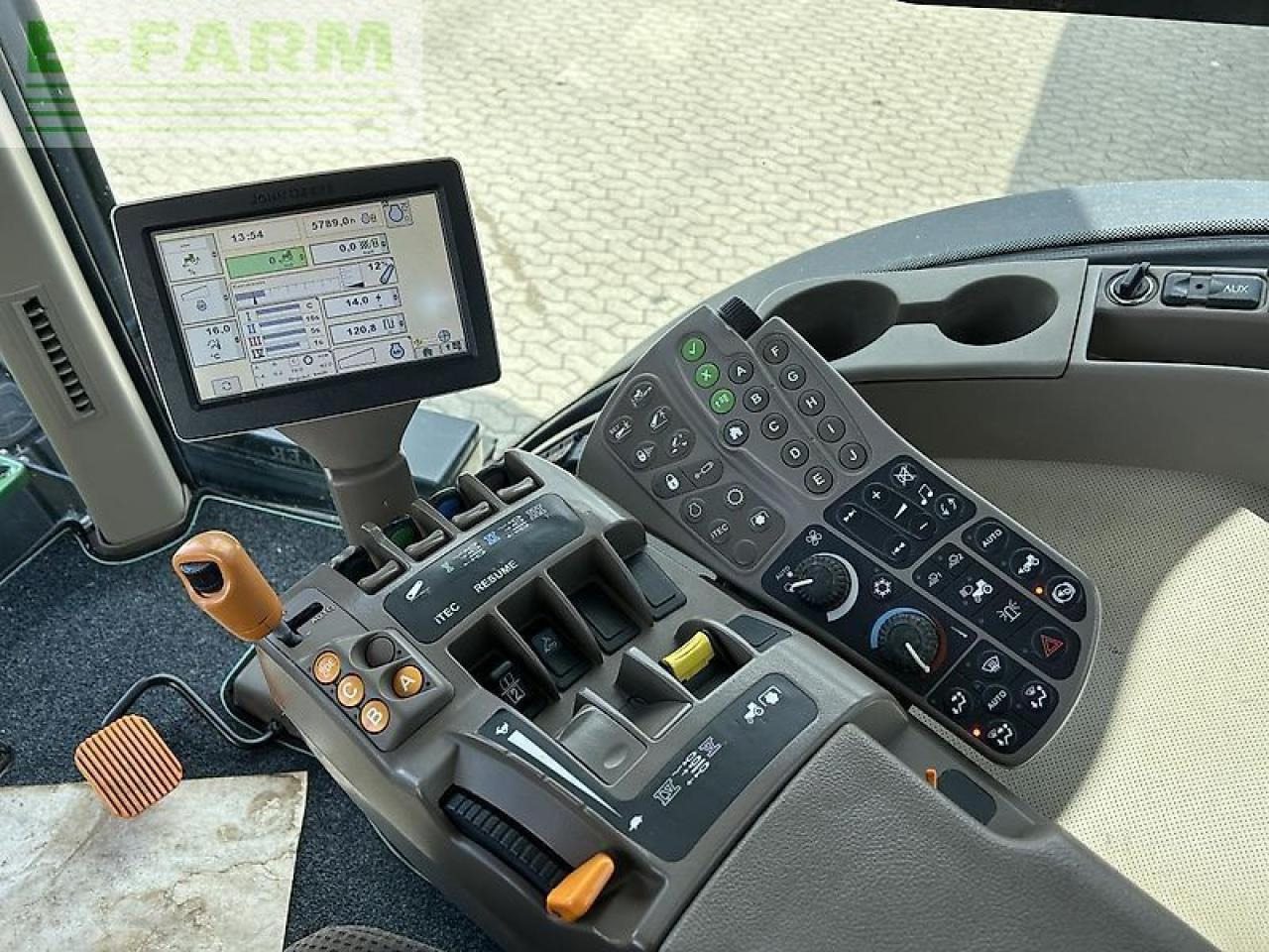 John Deere 7230r - Trator: foto 3 John Deere 7230r - Trator: foto 3