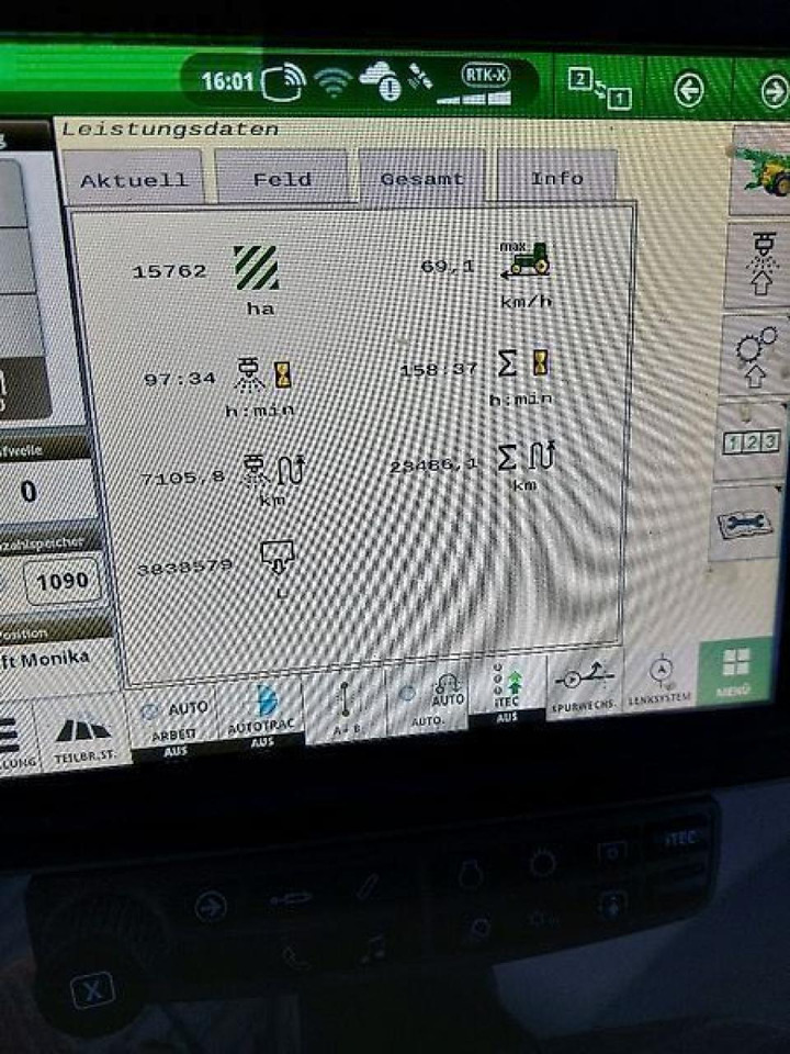 Pulverizador de arrastar John Deere 740i: foto 9