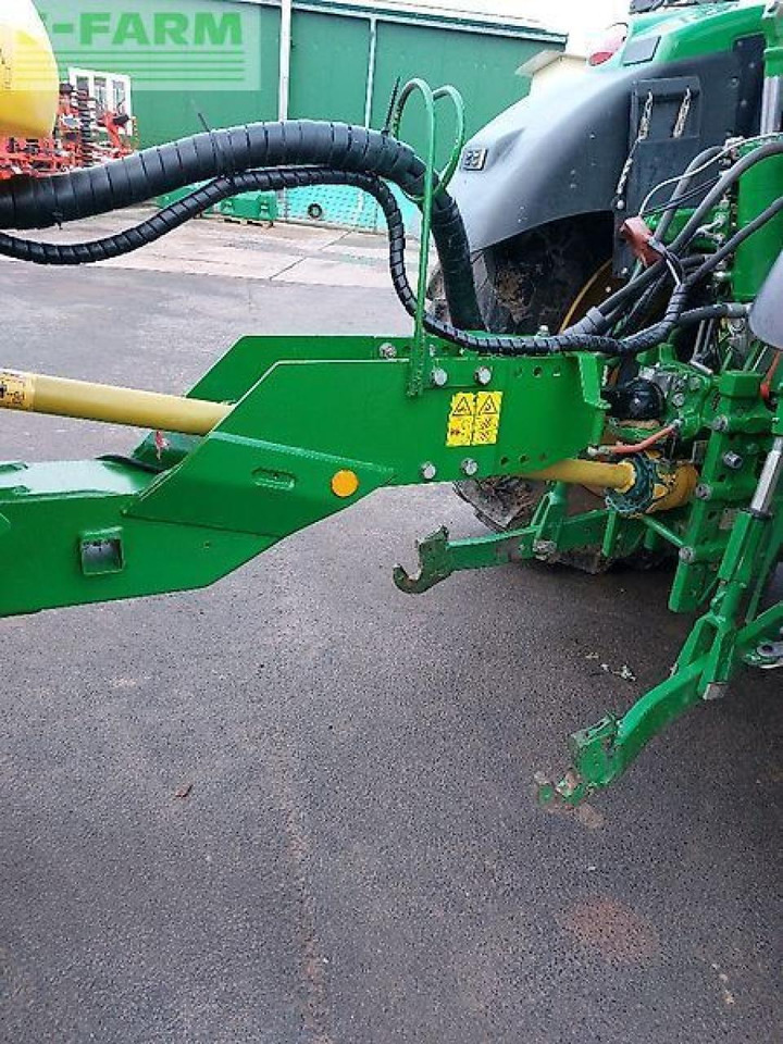 Pulverizador de arrastar John Deere 740i: foto 10