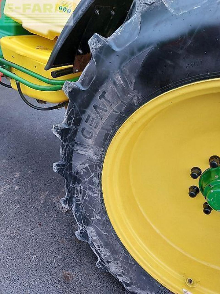 Pulverizador de arrastar John Deere 740i: foto 19