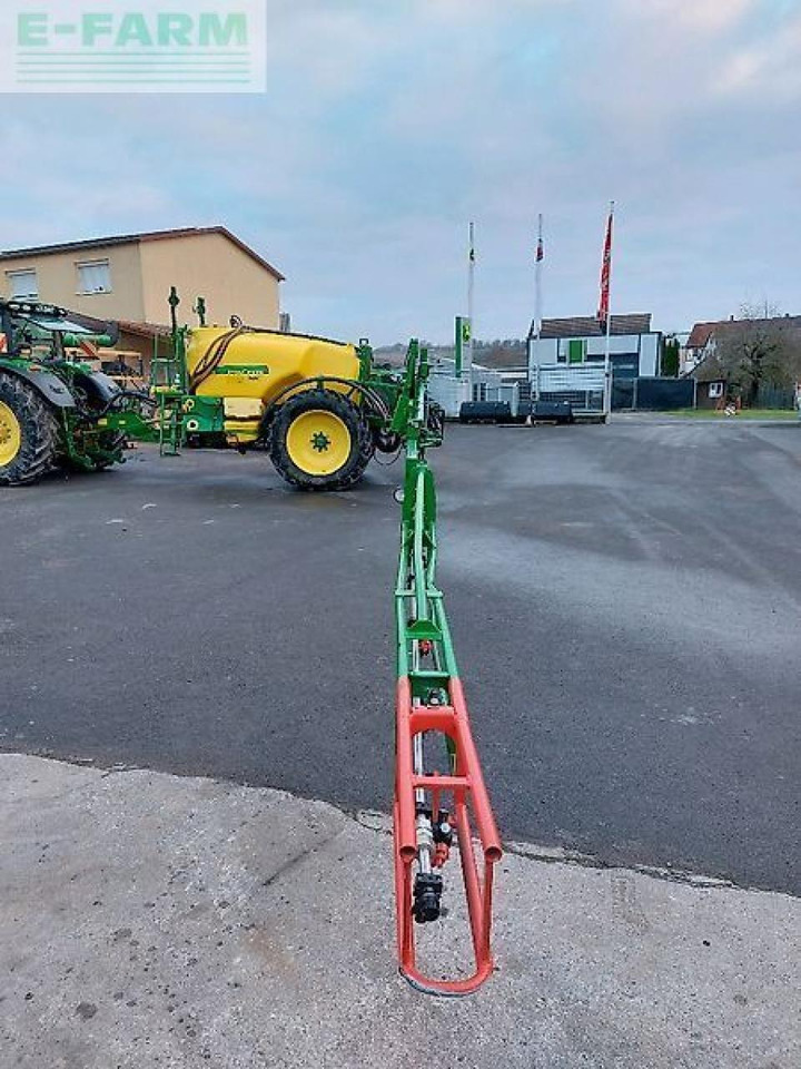 Pulverizador de arrastar John Deere 740i: foto 14