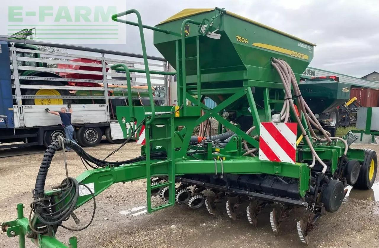 John Deere 750a - Semeadora de precisão: foto 3 John Deere 750a - Semeadora de precisão: foto 3