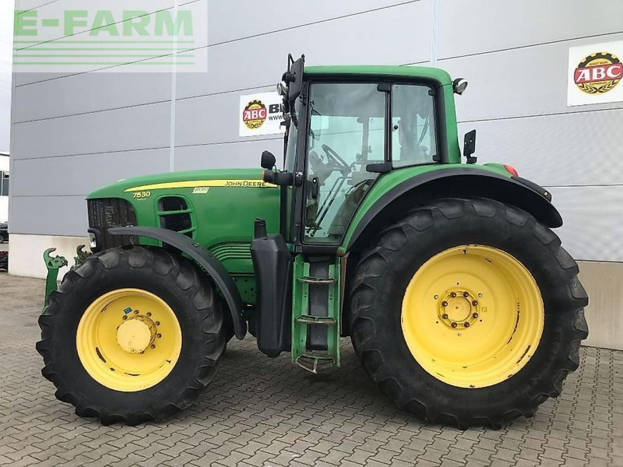 John Deere 7530 - Trator: foto 2 John Deere 7530 - Trator: foto 2