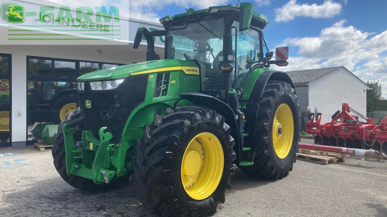 John Deere 7R 330 - Trator: foto 1 John Deere 7R 330 - Trator: foto 1