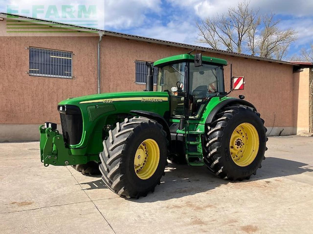 John Deere 8320 ils - Trator: foto 1 John Deere 8320 ils - Trator: foto 1