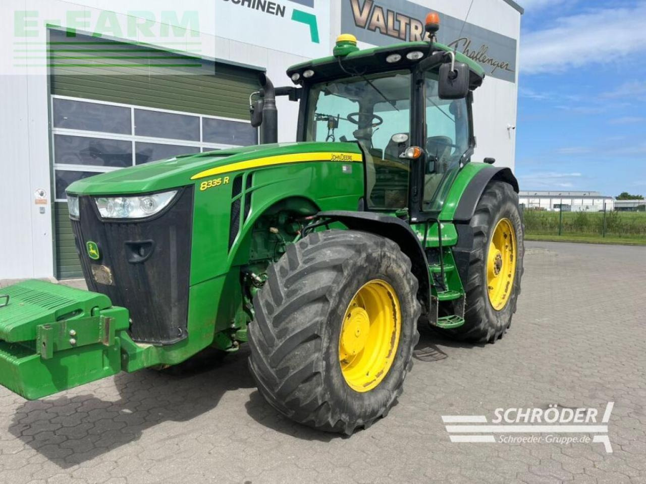 John Deere 8335 r autopower + zwillingsbereifung - Trator: foto 2 John Deere 8335 r autopower + zwillingsbereifung - Trator: foto 2