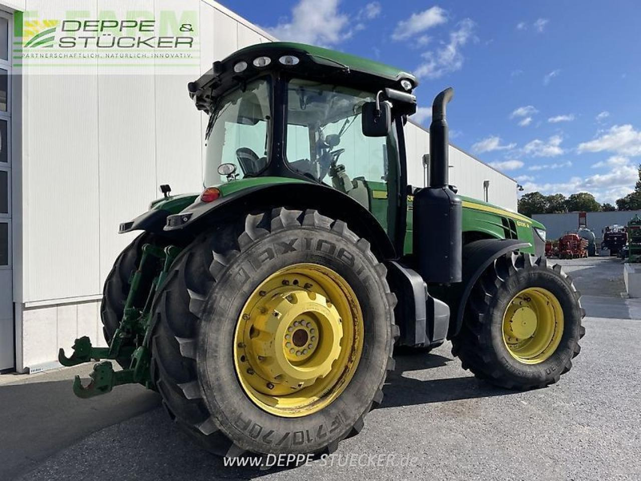 John Deere 8335r - Trator: foto 2 John Deere 8335r - Trator: foto 2