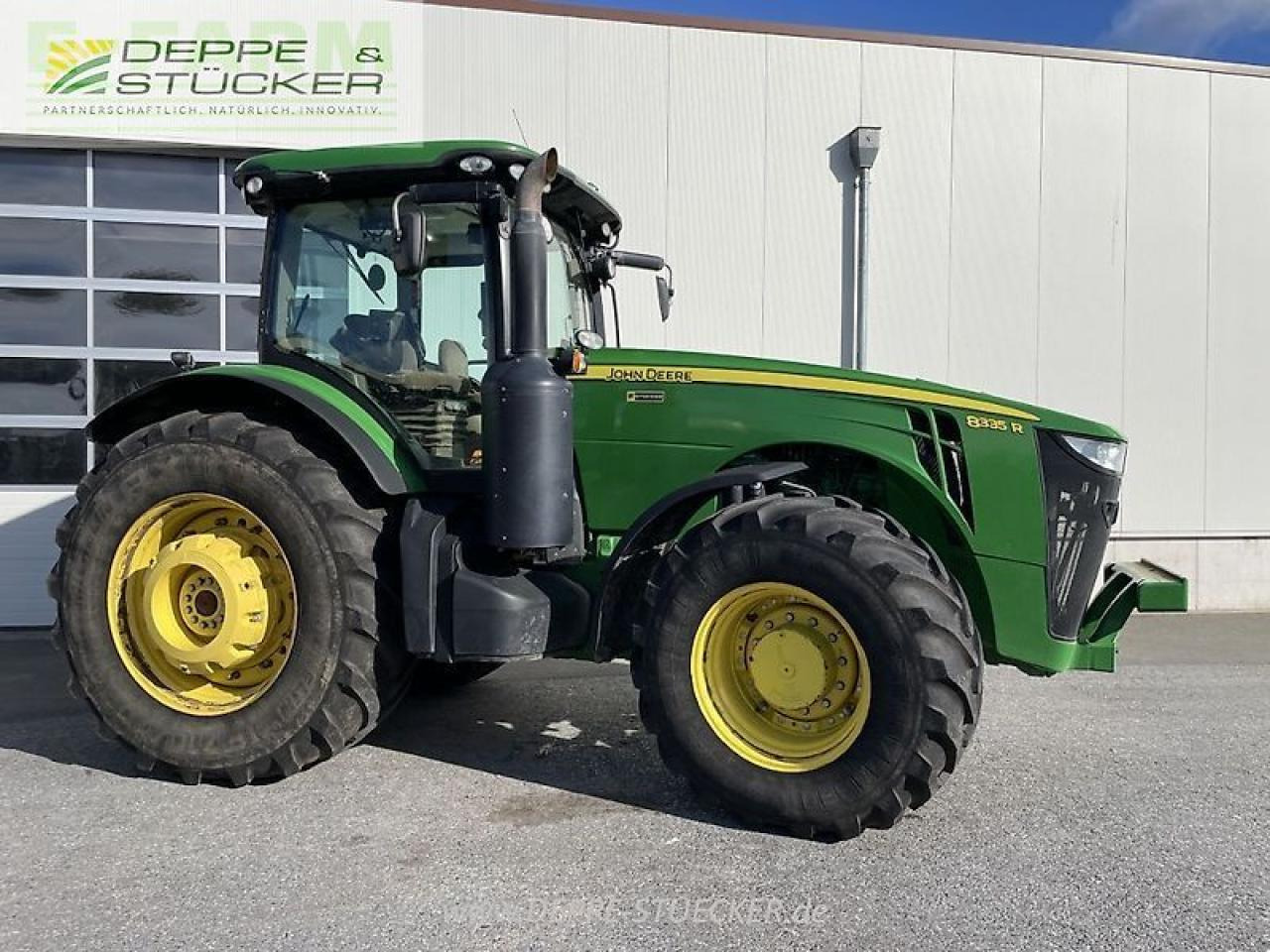 John Deere 8335r - Trator: foto 3 John Deere 8335r - Trator: foto 3