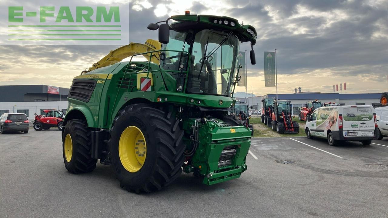 John Deere 8500i - Picadora de forragem automotriz: foto 2 John Deere 8500i - Picadora de forragem automotriz: foto 2