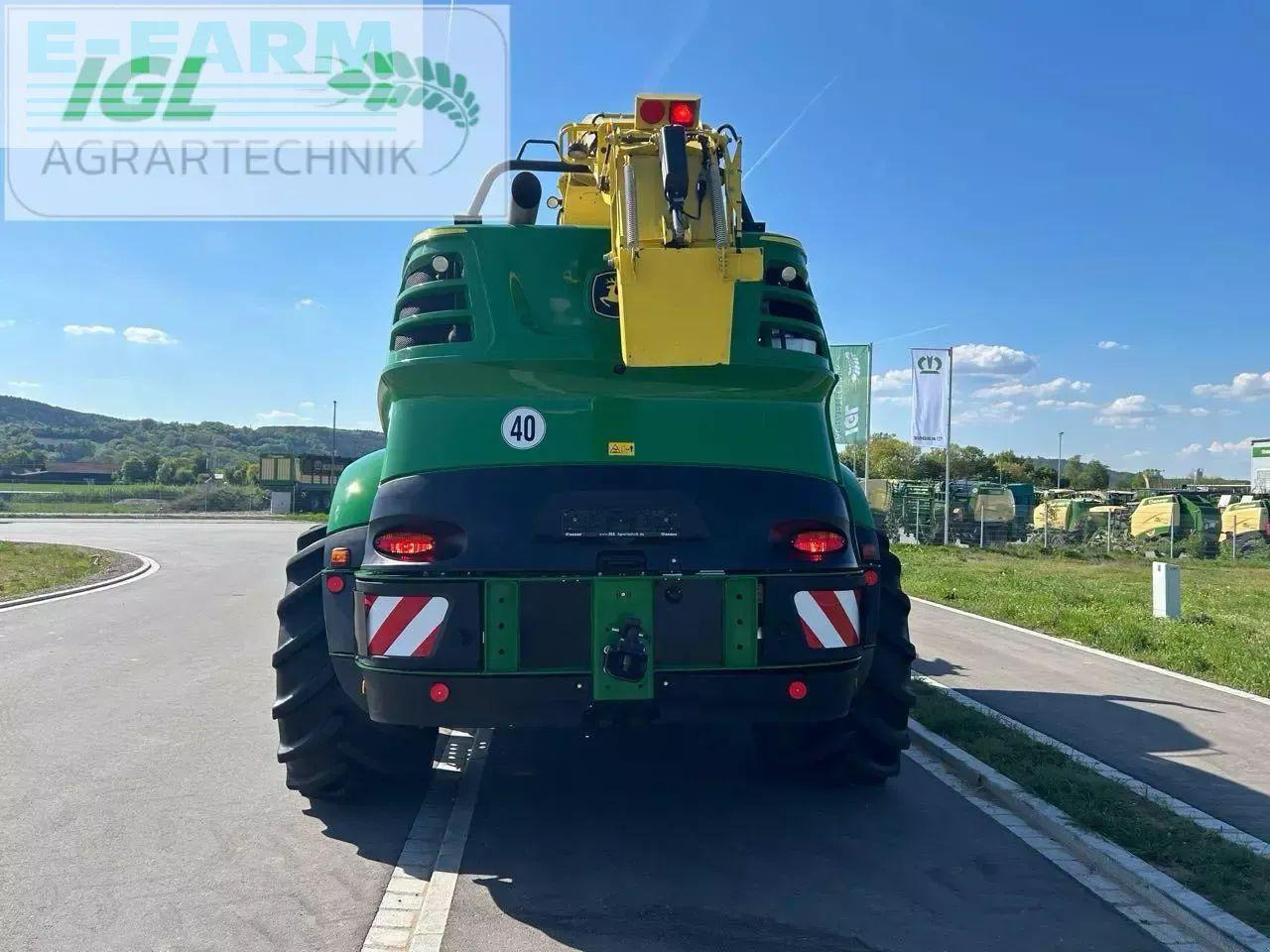 Picadora de forragem automotriz John Deere 8500i: foto 8