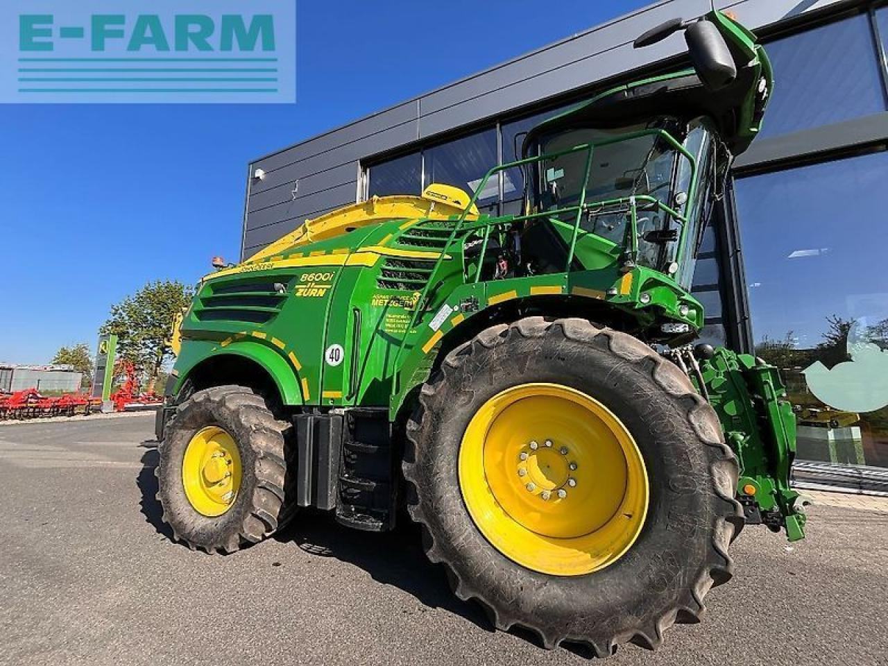 John Deere 8600 - Picadora de forragem automotriz: foto 1 John Deere 8600 - Picadora de forragem automotriz: foto 1