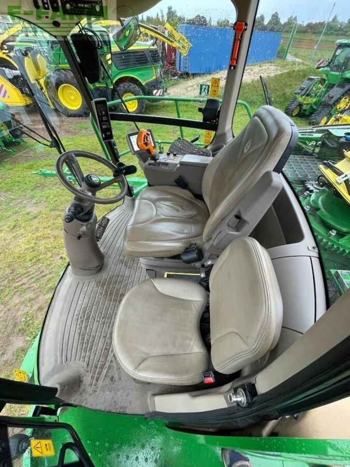 Picadora de forragem automotriz John Deere 8600: foto 8