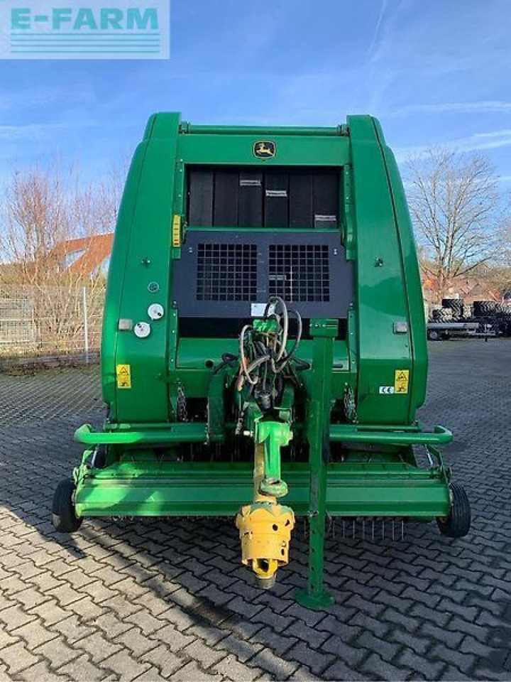 John Deere 864 - Enfardadeira de fardos quadrados: foto 2 John Deere 864 - Enfardadeira de fardos quadrados: foto 2