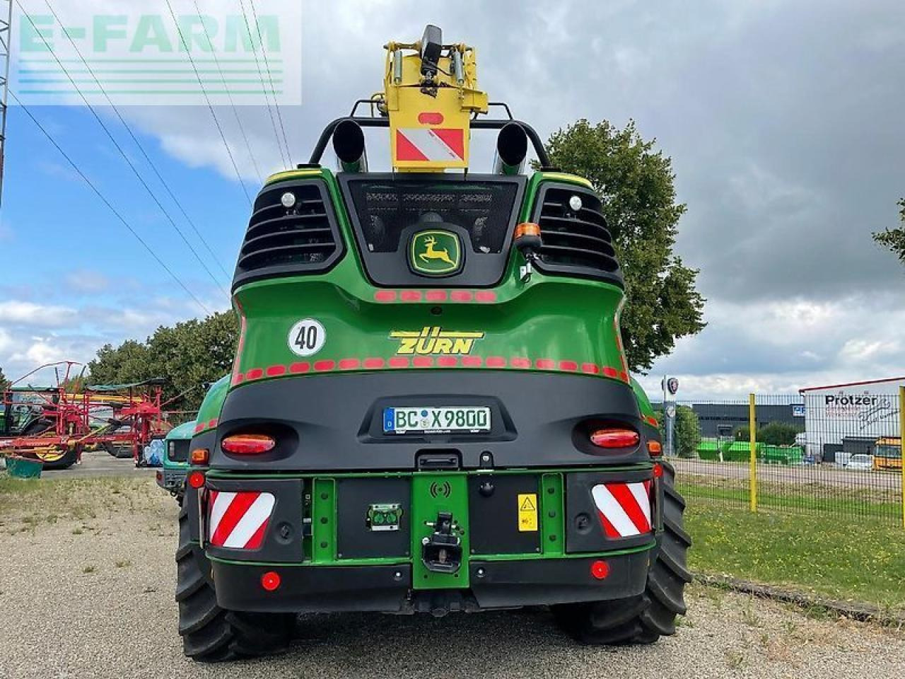 Picadora de forragem automotriz John Deere 9800i (my2022): foto 6