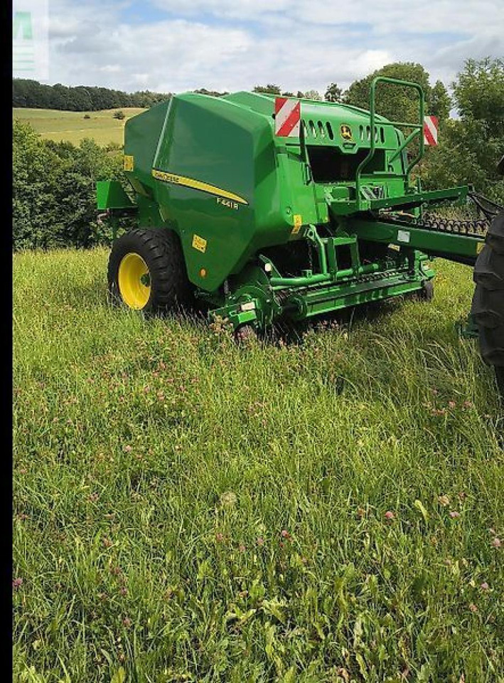 John Deere f 441 r - Enfardadeira de fardos quadrados: foto 4 John Deere f 441 r - Enfardadeira de fardos quadrados: foto 4