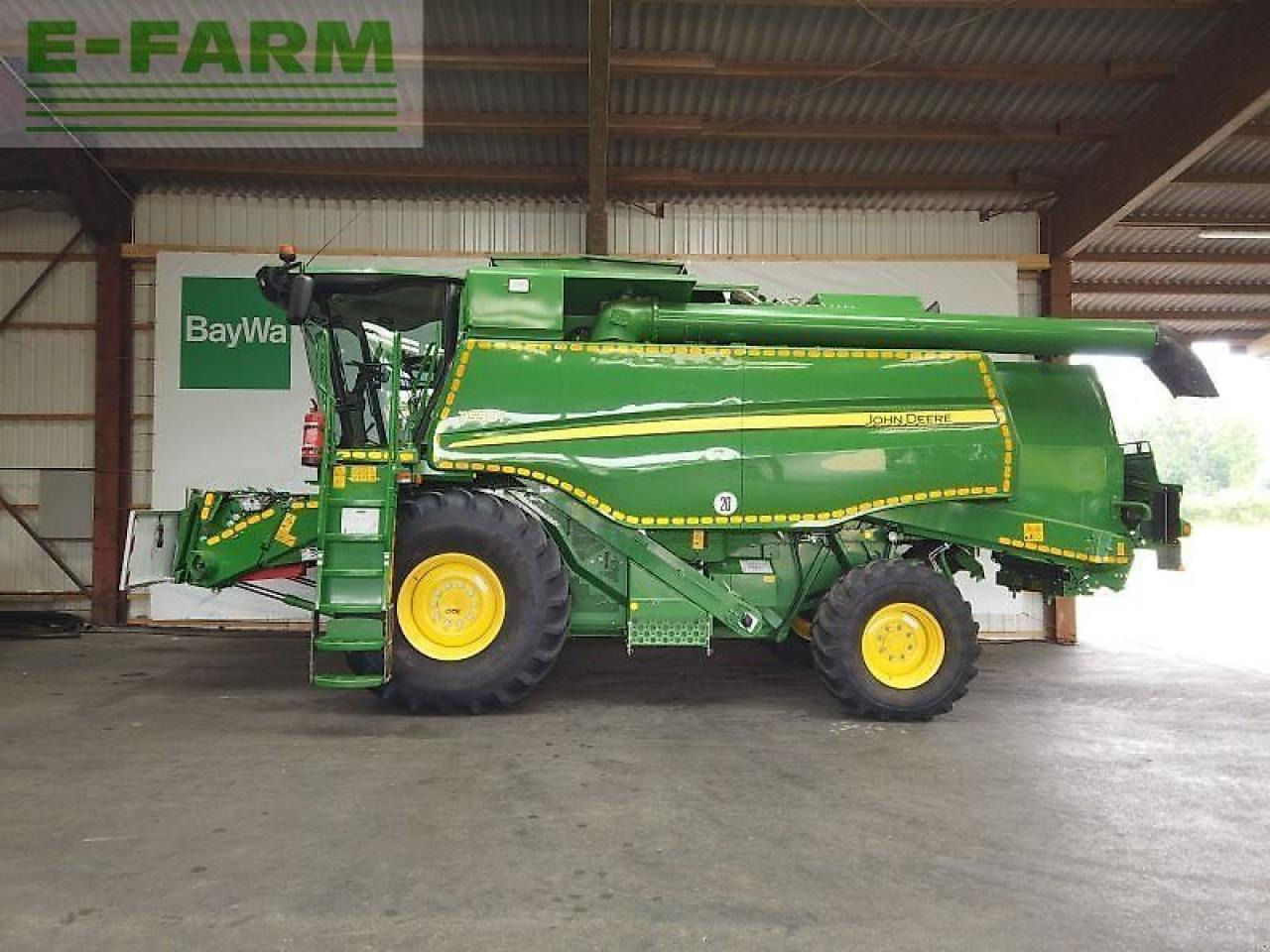 John Deere mähdrescher t 550 i - Ceifeira debulhadora: foto 1 John Deere mähdrescher t 550 i - Ceifeira debulhadora: foto 1