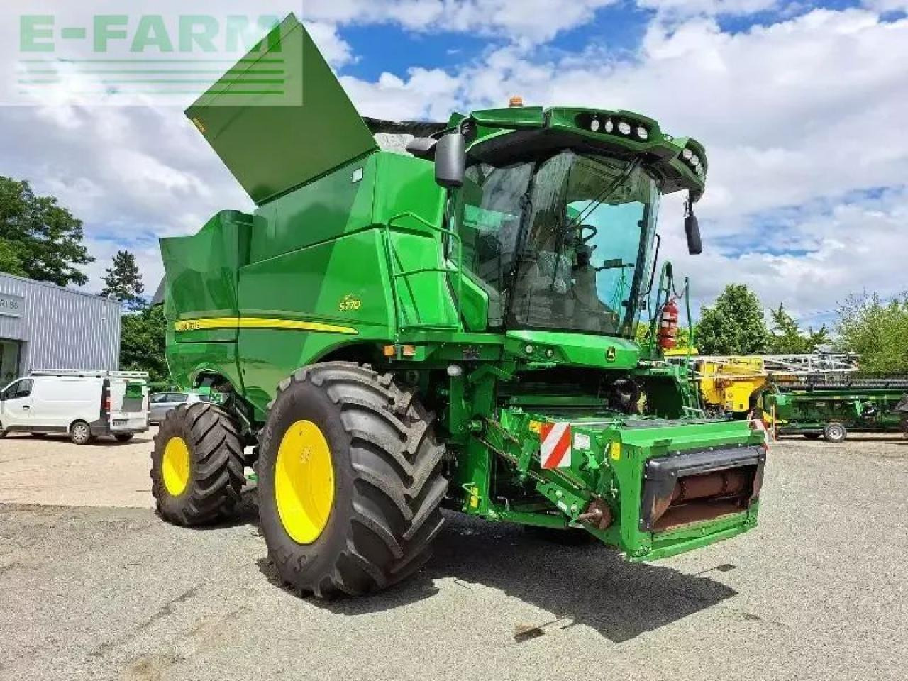 John Deere s770 - Ceifeira debulhadora: foto 1 John Deere s770 - Ceifeira debulhadora: foto 1