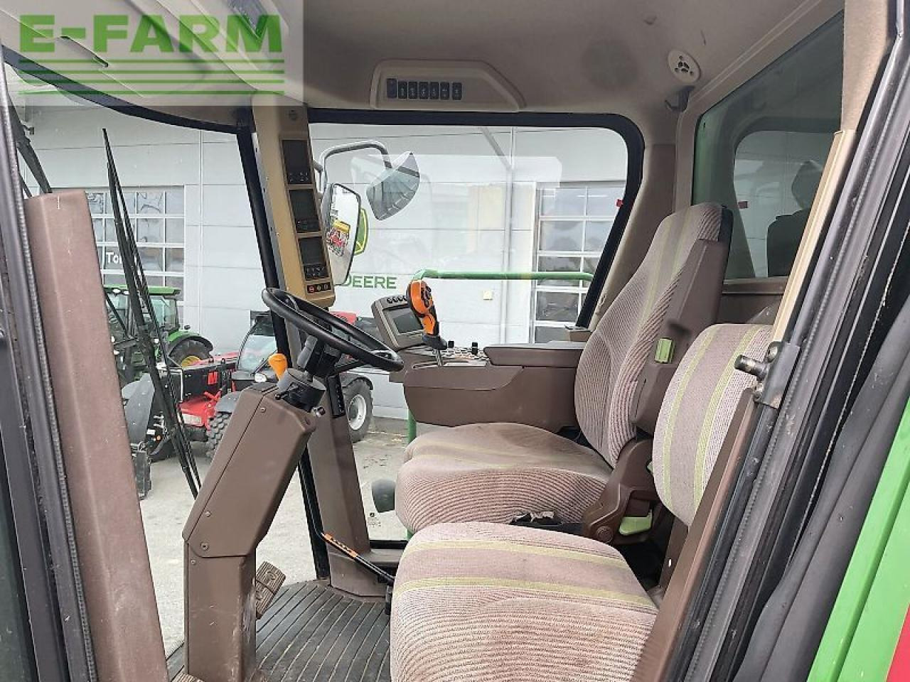 John Deere t560hm - Ceifeira debulhadora: foto 2 John Deere t560hm - Ceifeira debulhadora: foto 2