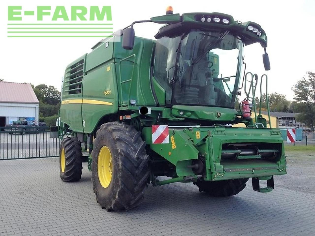John Deere t660 mit 630x schneidwerk - Ceifeira debulhadora: foto 2 John Deere t660 mit 630x schneidwerk - Ceifeira debulhadora: foto 2