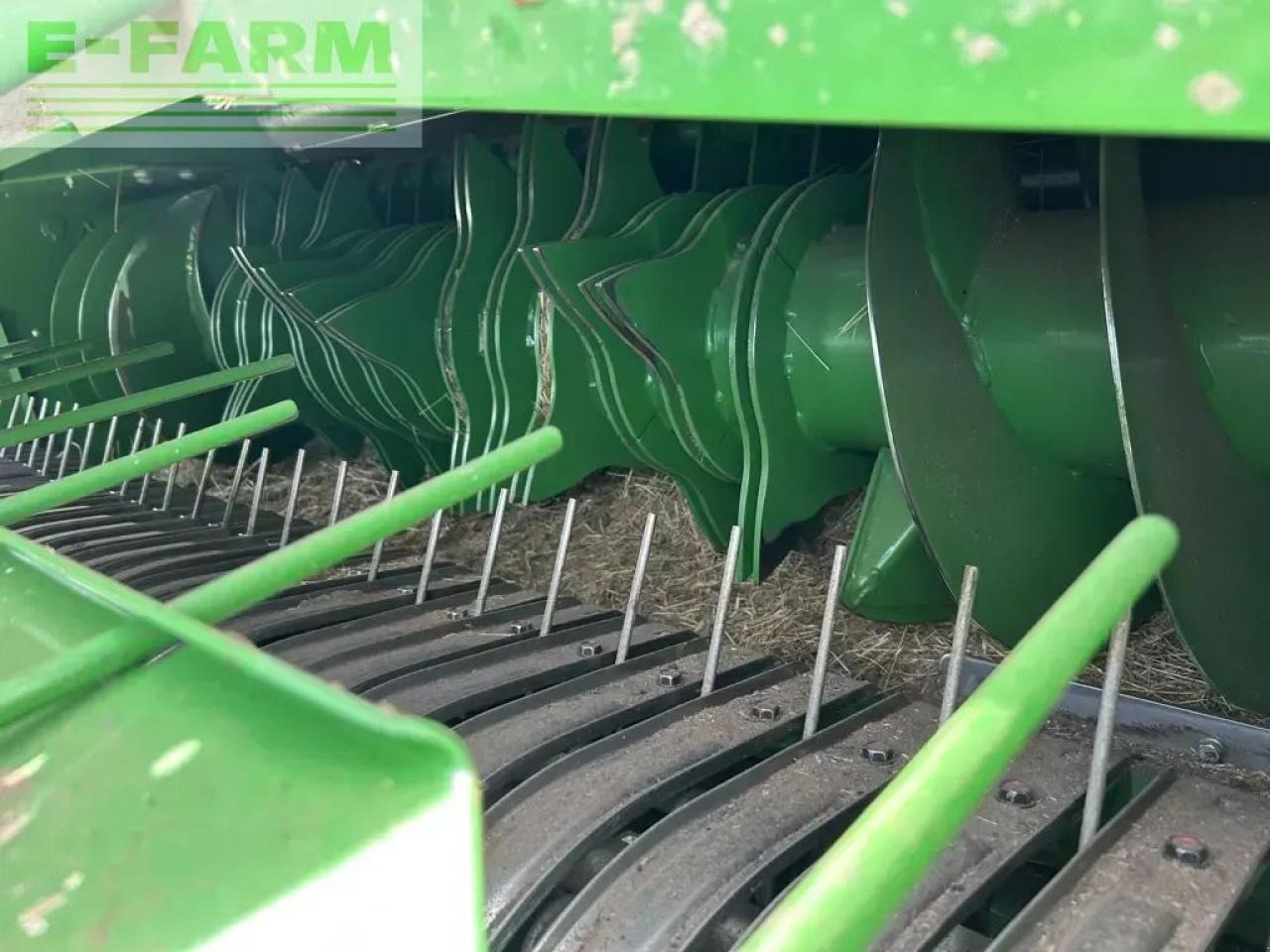 John Deere v 451 m maxicut 13 couteaux - Enfardadeira de fardos quadrados: foto 5 John Deere v 451 m maxicut 13 couteaux - Enfardadeira de fardos quadrados: foto 5
