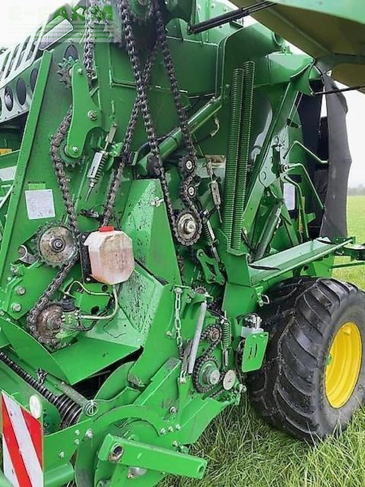 John Deere v 461 r - Enfardadeira de fardos quadrados: foto 5 John Deere v 461 r - Enfardadeira de fardos quadrados: foto 5