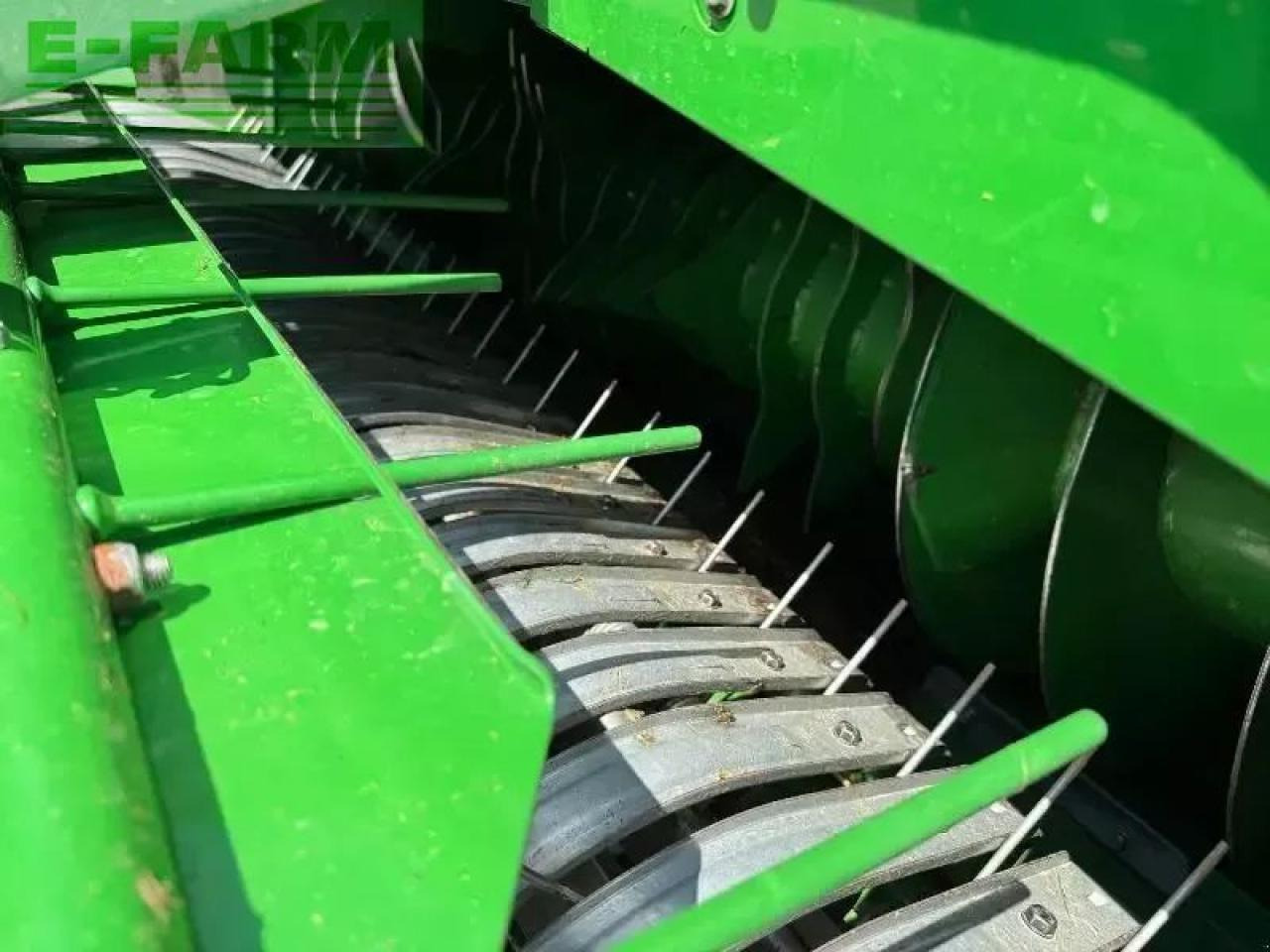John Deere v461m - Enfardadeira de fardos quadrados: foto 5 John Deere v461m - Enfardadeira de fardos quadrados: foto 5