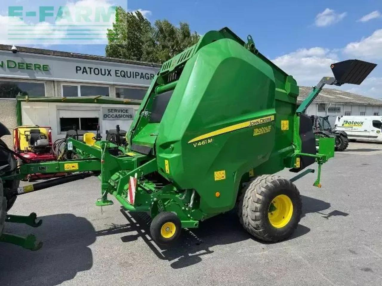 John Deere v461m - Enfardadeira de fardos quadrados: foto 1 John Deere v461m - Enfardadeira de fardos quadrados: foto 1