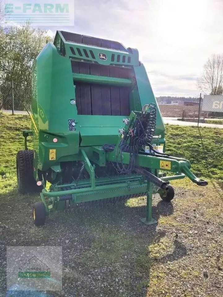 John Deere v461m - Enfardadeira de fardos quadrados: foto 3 John Deere v461m - Enfardadeira de fardos quadrados: foto 3