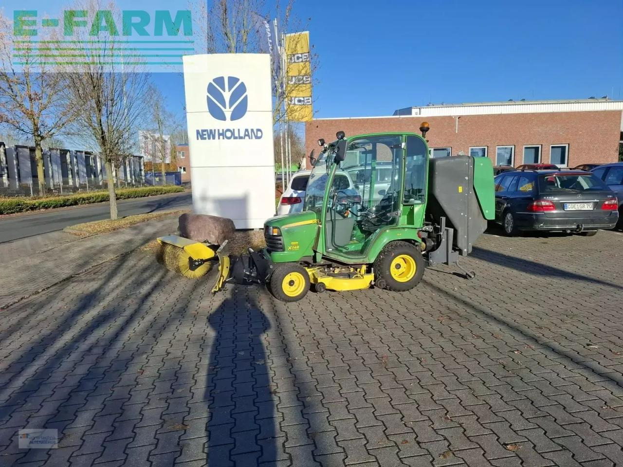 John Deere x 748 ultimate - Trator: foto 1 John Deere x 748 ultimate - Trator: foto 1