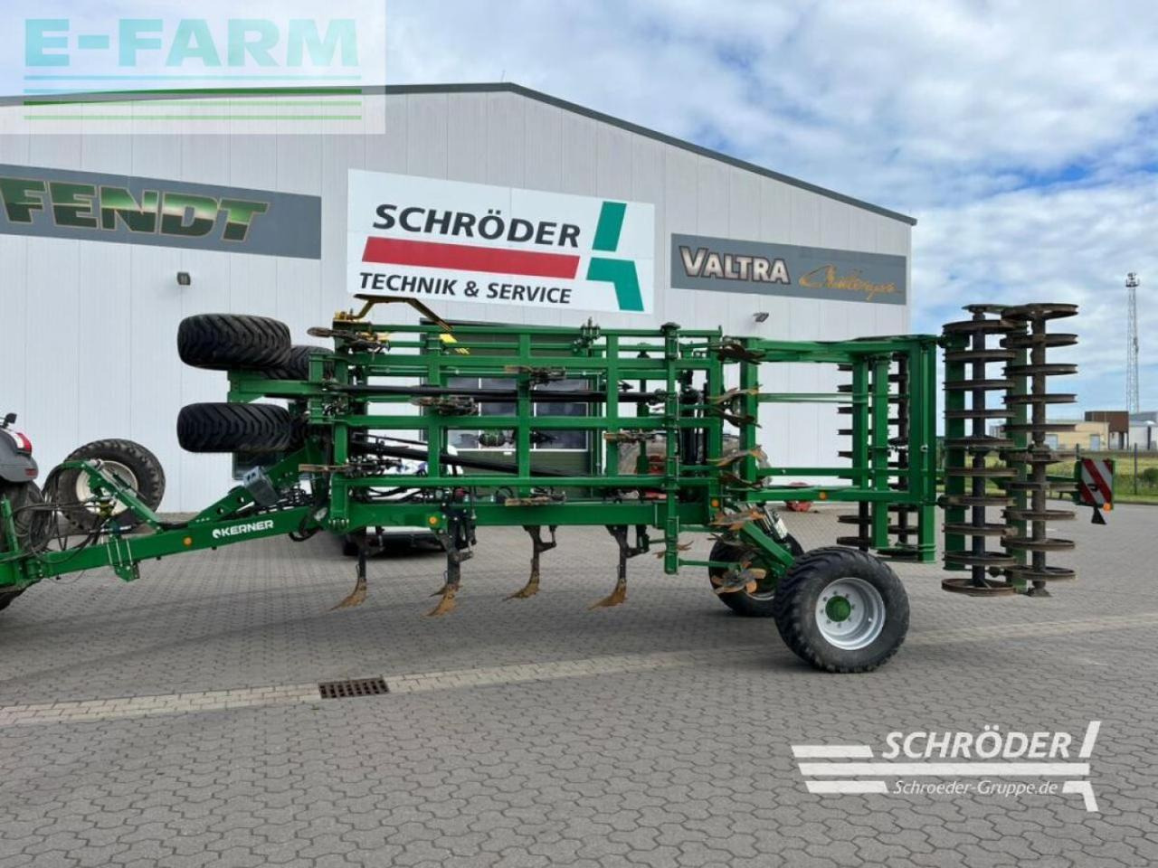 Kerner x4 460 + 2 satz walzen - Cultivador: foto 1 Kerner x4 460 + 2 satz walzen - Cultivador: foto 1